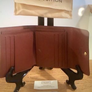 (NWT) Louis Vuitton Anais Wallet. MAKE AN OFFER